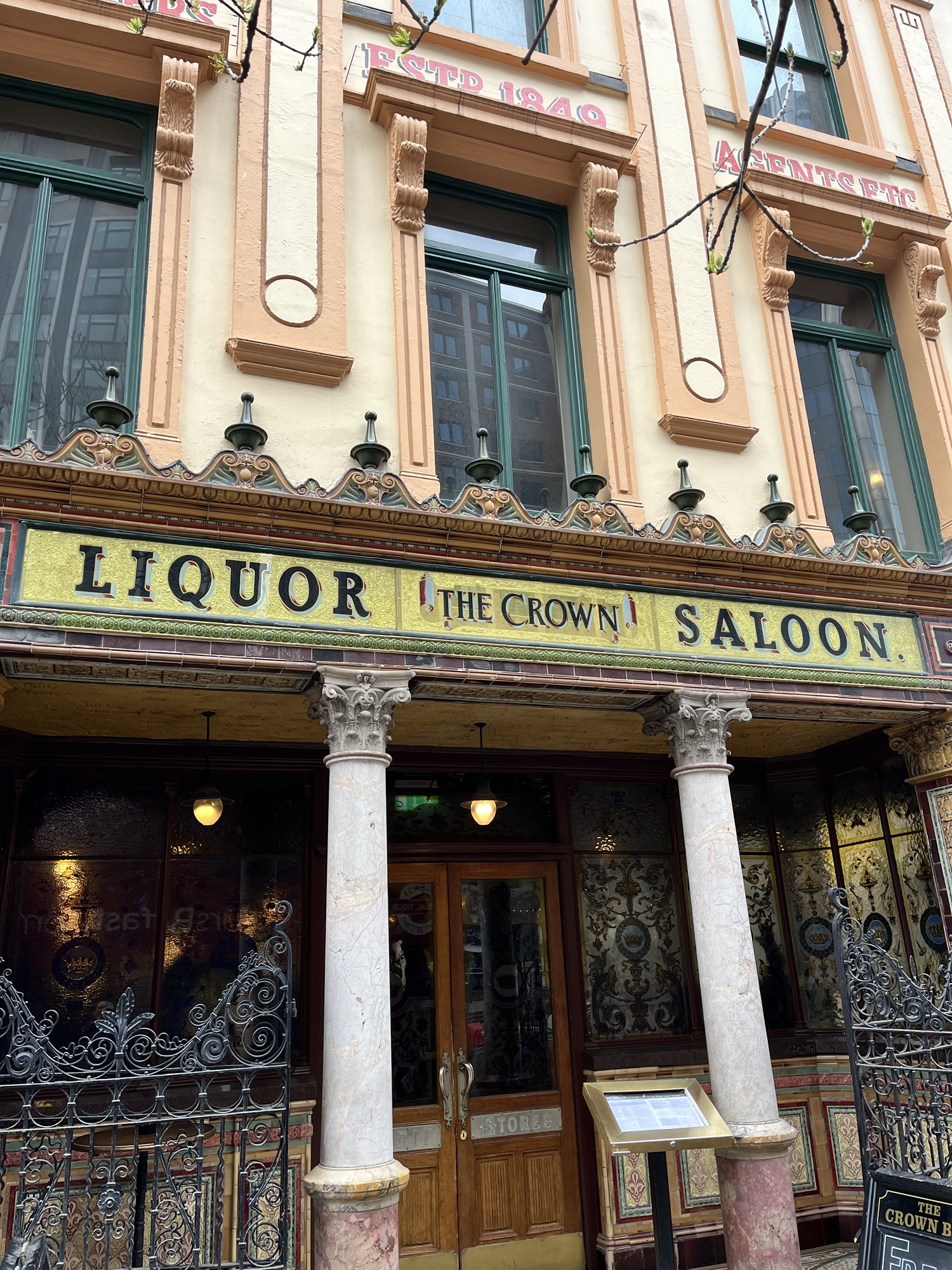 In Praise of the Perfect Pint: Belfast’s Traditional Pubs